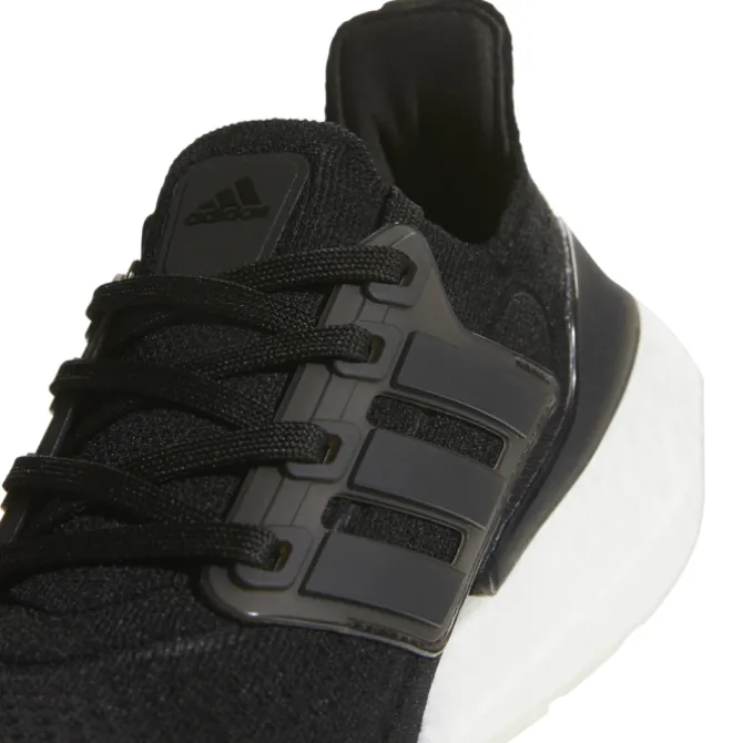 adidas Ultraboost 21
