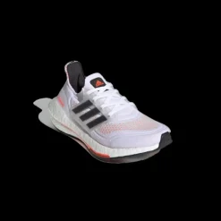 adidas Ultraboost 21