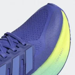 adidas Ultraboost 5
