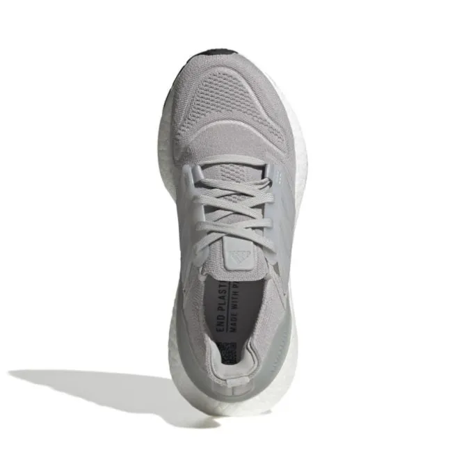 adidas Ultraboost 22 J