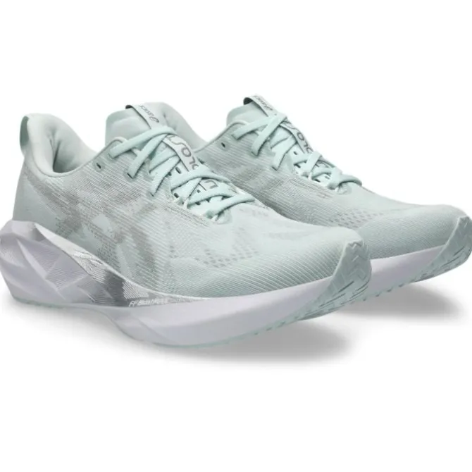 Asics Novablast 5