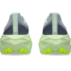 Asics Novablast 4