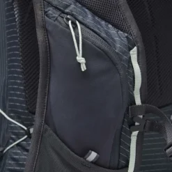 Black Diamond Pursuit 15 Backpack