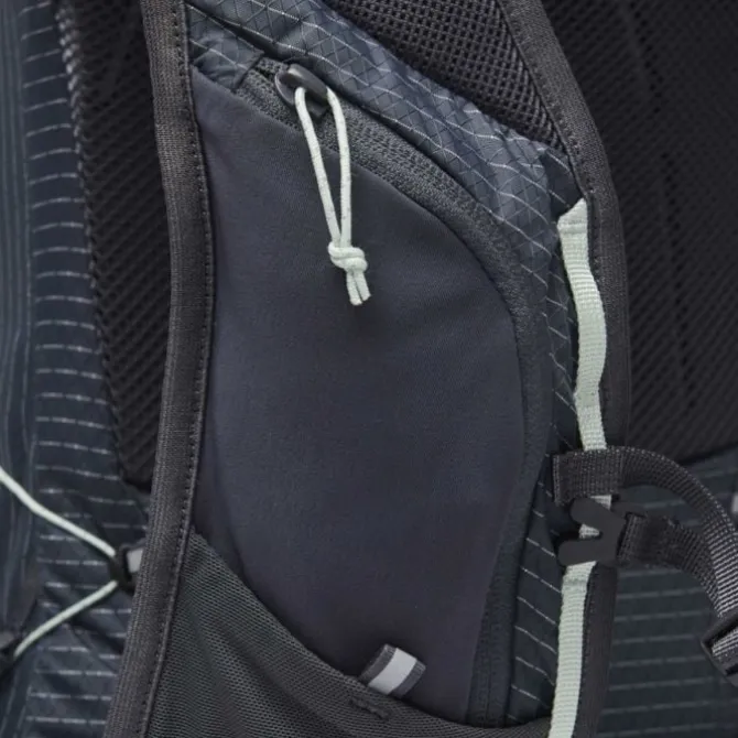 Black Diamond Pursuit 15 Backpack