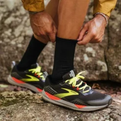 Feetures Merino 10 Cushion mini Crew Socks