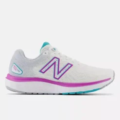 New Balance 680 V7