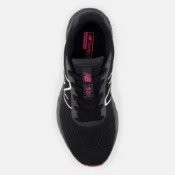 New Balance 520 V8