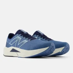 New Balance FuelCell Propel v5