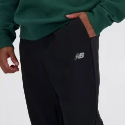 New Balance Men's AC Tapered Pant 29