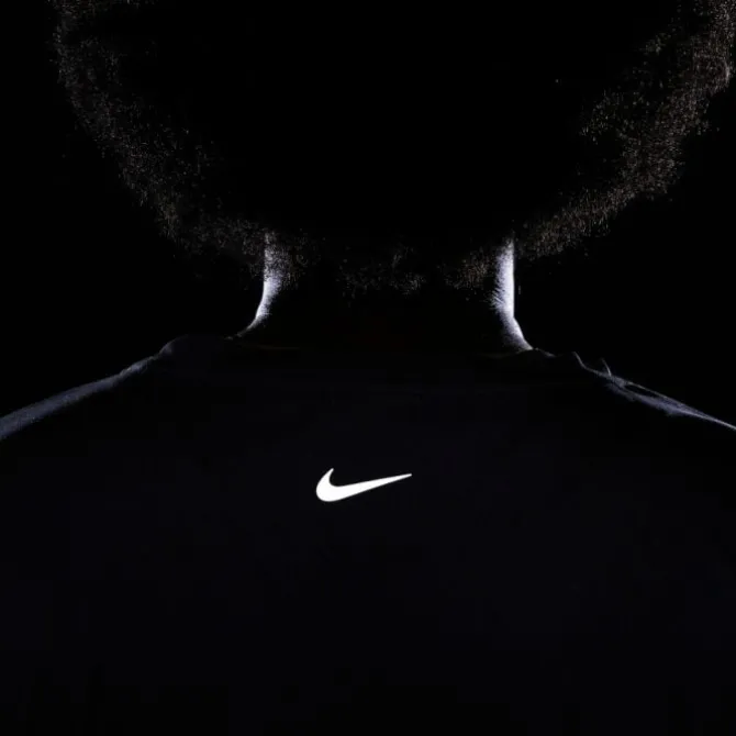 Nike Dri-Fit Swoosh Run SS Top