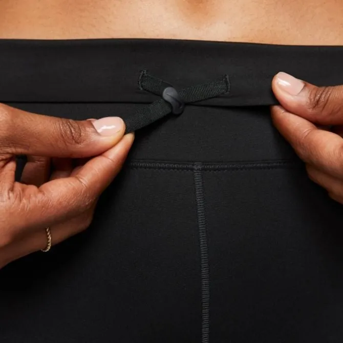 Nike Firm-Support Mid-Rise Shorts With Pockets