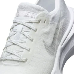Nike Invincible 3