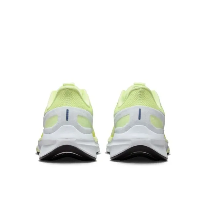 Nike Structure 25
