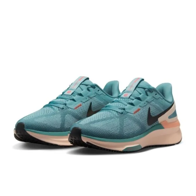 Nike Structure 25