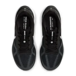 Nike Structure 25