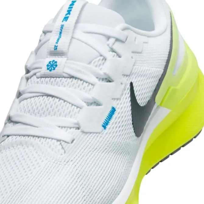Nike Structure 25