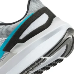 Nike Structure 25