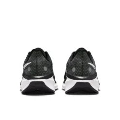 Nike Vomero 17