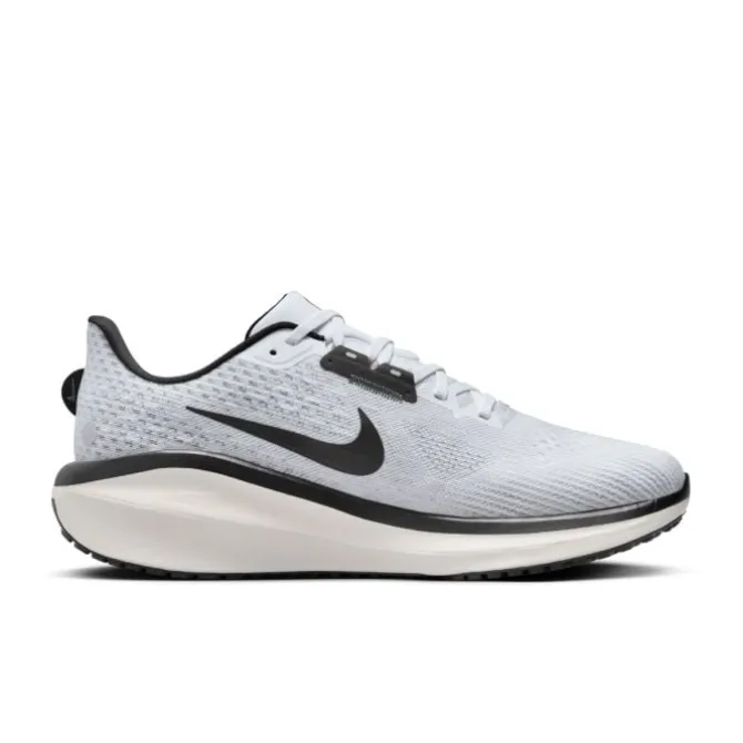 Nike Vomero 17