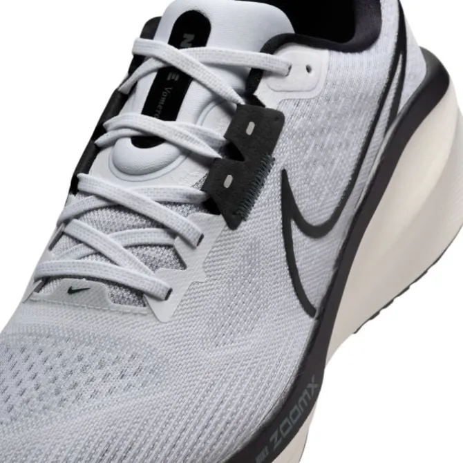 Nike Vomero 17