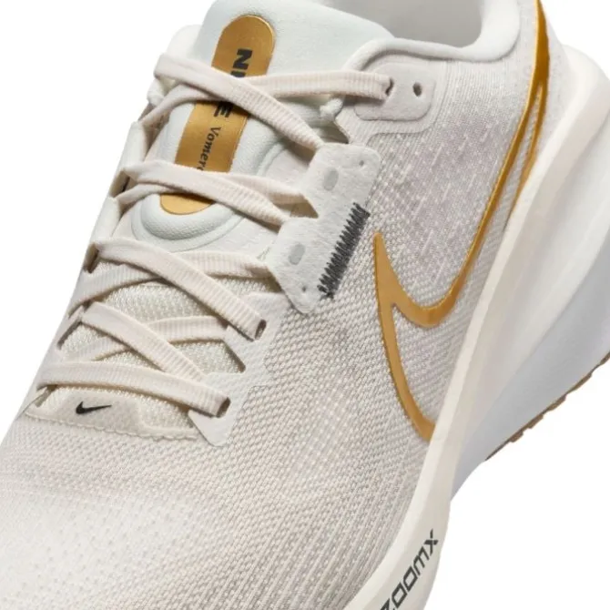 Nike Vomero 17