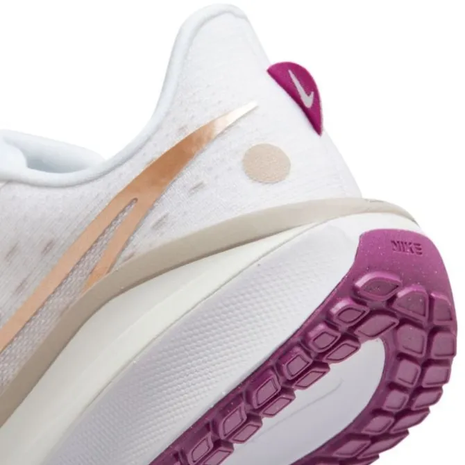 Nike Vomero 17