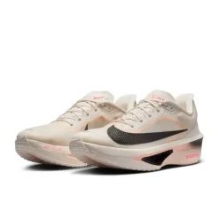 Nike Zoom Fly 6